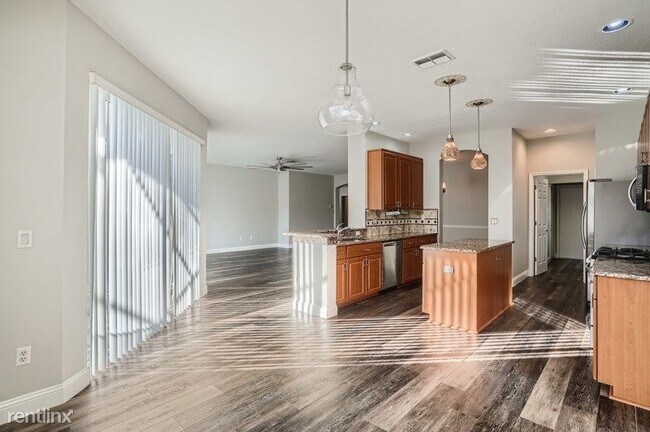 Foto del edificio - 4 br, 3 bath House - 9616 Birnamwood Stree...
