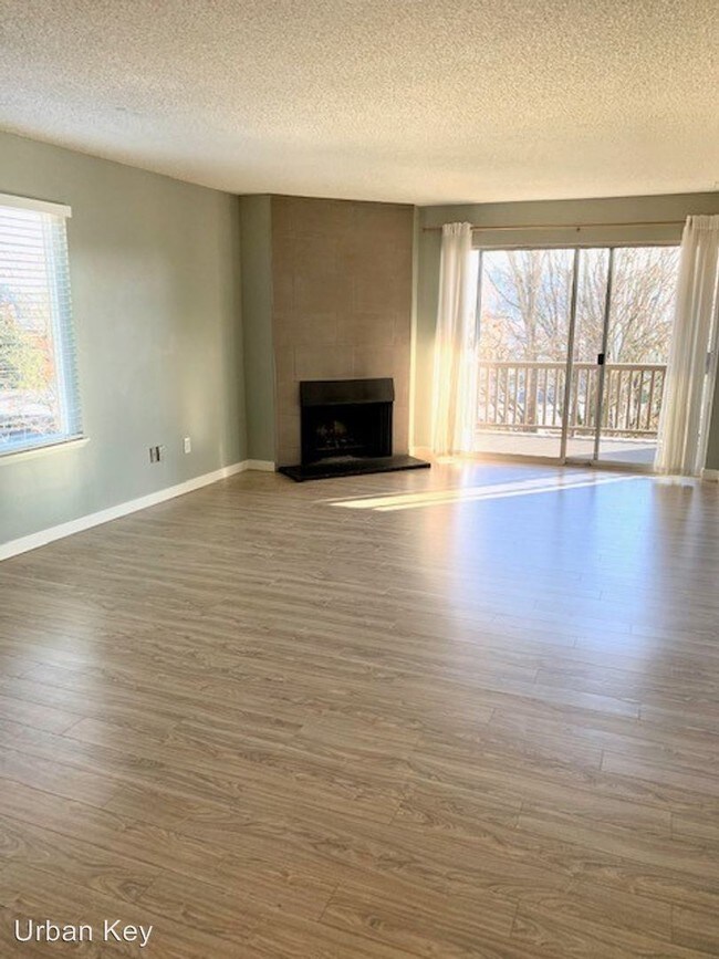 Building Photo - 3047 SW Avalon Way