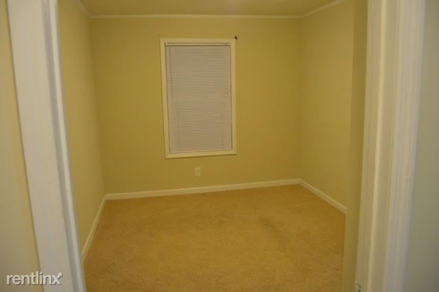 Primary Photo - 922 Pulliam St SW