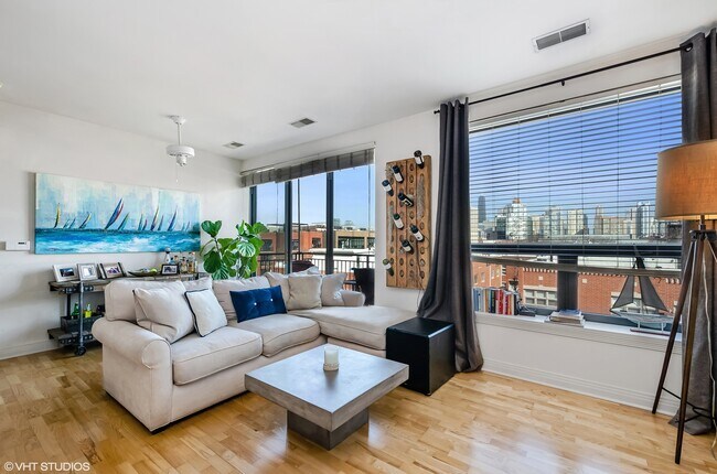 Foto del edificio - 859 W Erie St