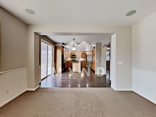 Foto del edificio - 1035 S. University Park Loop