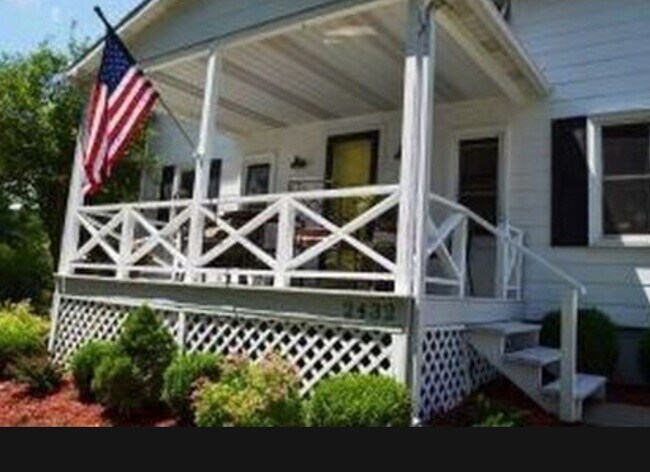 Foto del edificio - 2432 Glenwood Rd