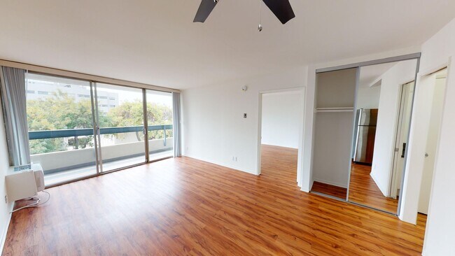 Foto del interior - Wilshire Regency Apts.