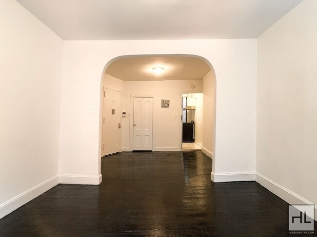 Building Photo - EAST 70 STREET