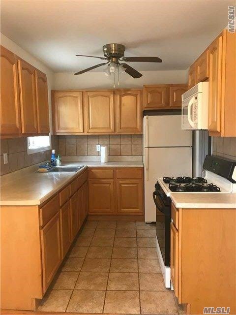 Foto del edificio - 53-20 201st St