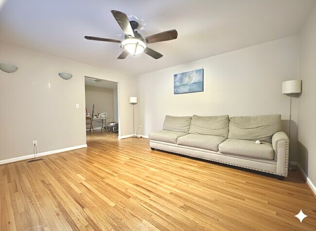 Foto del edificio - 2 Huber Pl