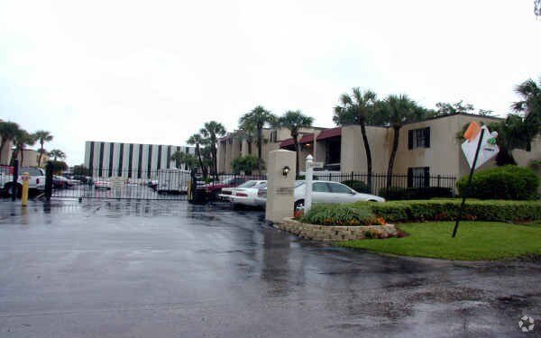 Foto del edificio - Siena Villas At Beach Park