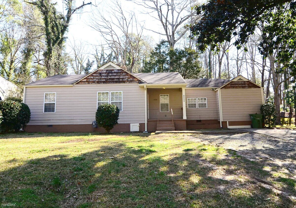 1428 Pinehurst Dr SW, Atlanta, GA 30311 House Rental in Atlanta, GA