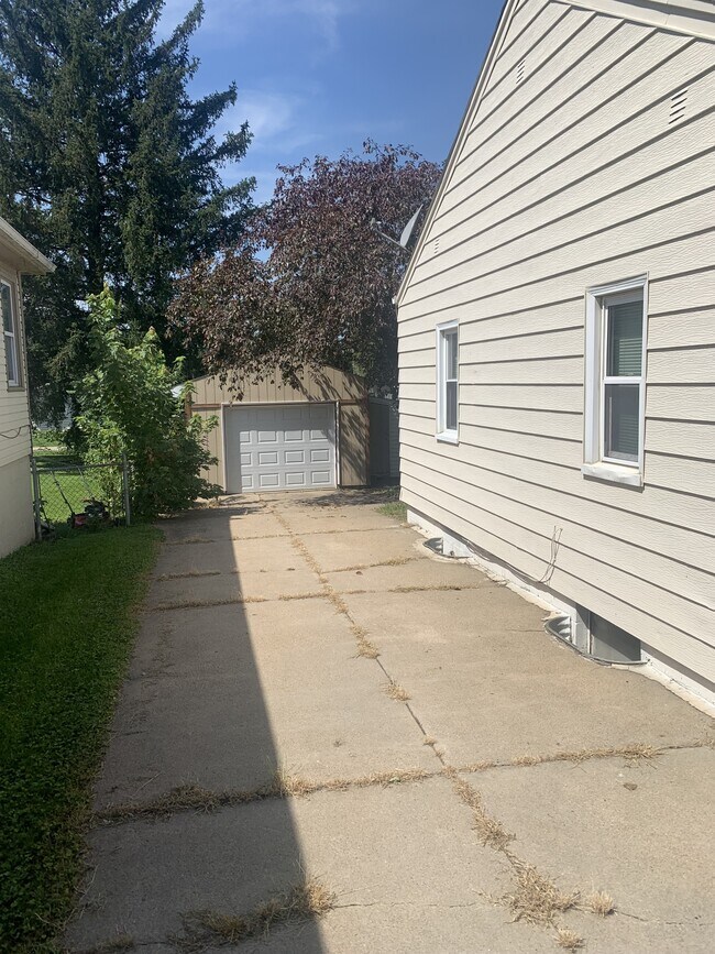 Foto del edificio - 4152 N 61st St