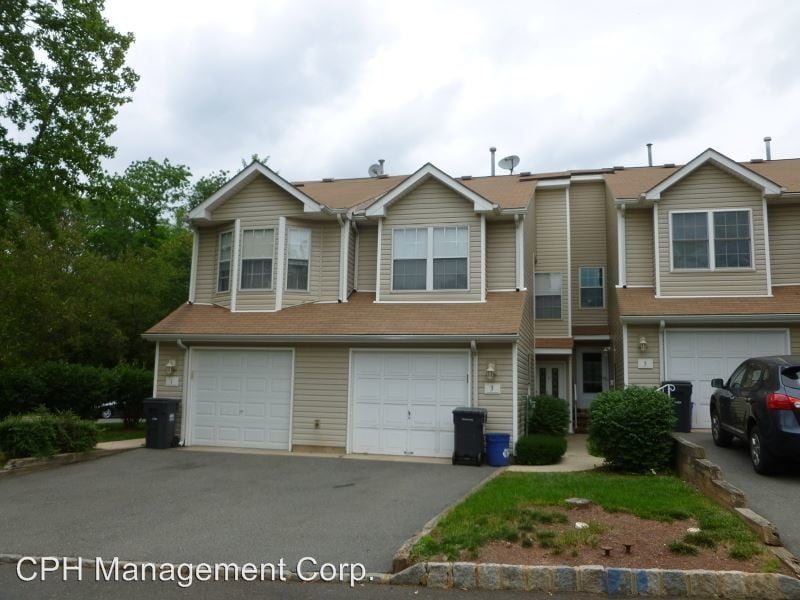 3 br, 2.5 bath Apartment 3 Boyard Court Condo for Rent in Somerset