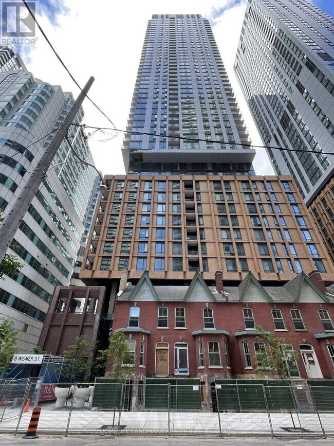 Building Photo - 8 Widmer St