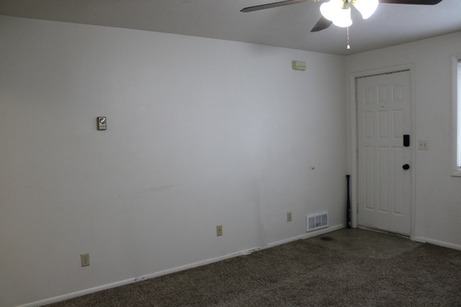Building Photo - 372 I St