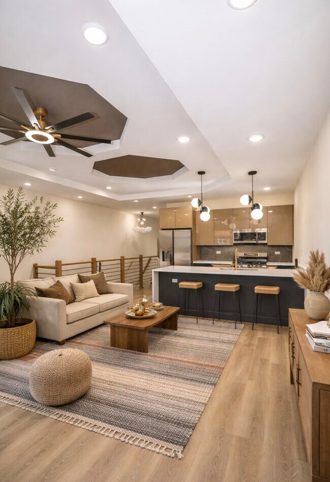 Building Photo - 5637 S Prairie Ave