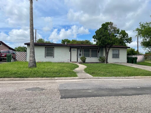 Primary Photo - 1604 Yale Ave