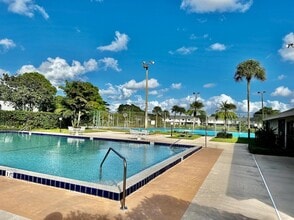 Building Photo - 5704 Channel Dr