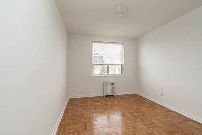 Photo du bâtiment - 31 Paxtonia Blvd