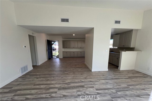 Foto del edificio - 9886 Brockway St
