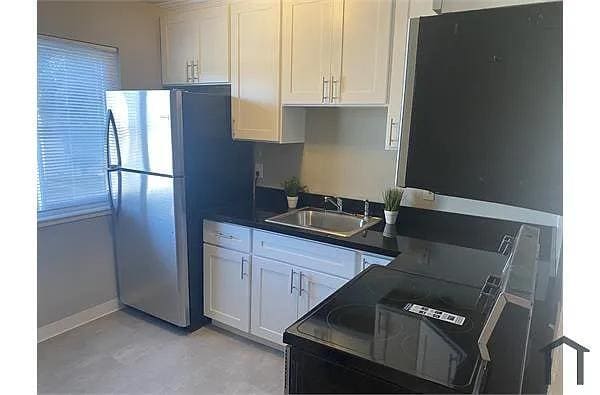 Foto del edificio - 2268 Los Padres Blvd