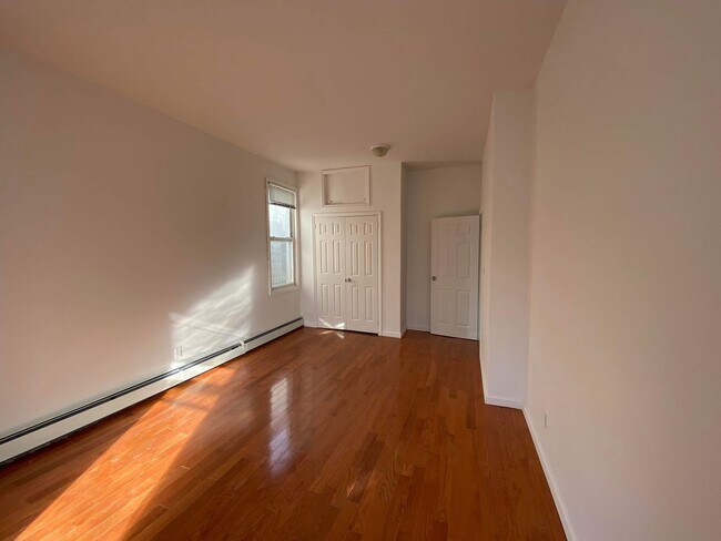 Master Bedroom Closet - 3611 32nd St