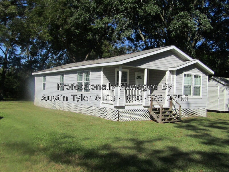 Primary Photo - 5256 Cedar St