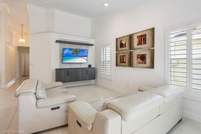 Foto del edificio - 13008 Meadowbreeze Dr