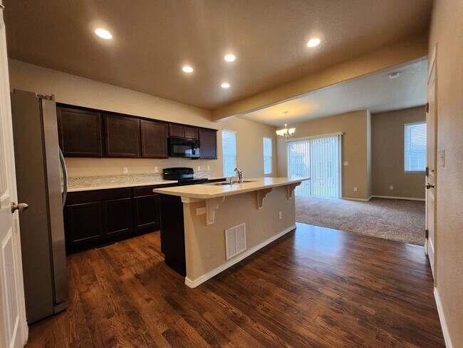 Building Photo - 1607 Smokey Ridge Way