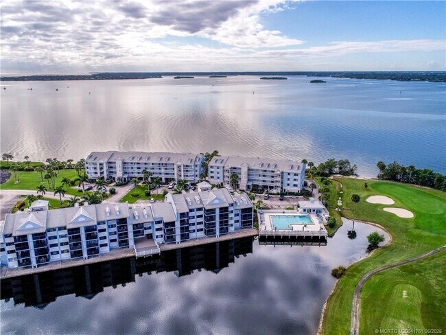 Foto del edificio - 40 NE Plantation Rd