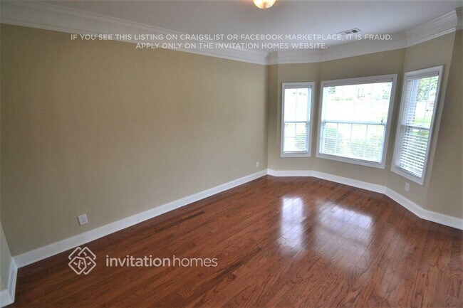 Foto del edificio - 825 Kaitlyn Dr