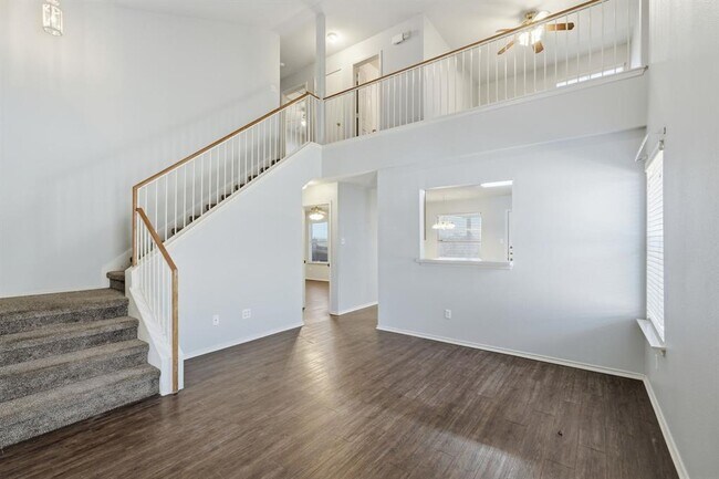 Foto del edificio - 13516 Lyndon B Johnson St