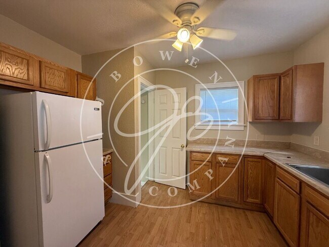 Foto del edificio - 1733 Loxley Rd
