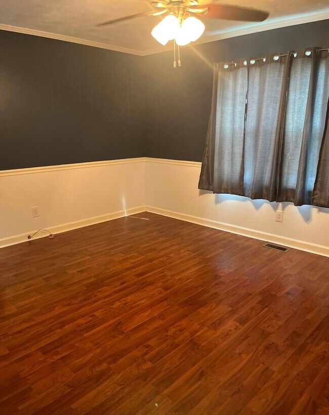 Foto del edificio - 3810 Bluff Rd