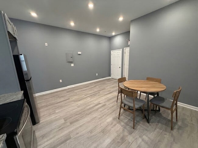 Building Photo - 1612 Cecil B. Moore Ave