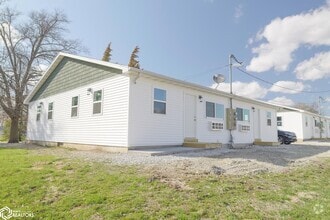 Building Photo - 10994 115th Ave