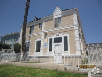 Primary Photo - 818 S Mariposa Ave