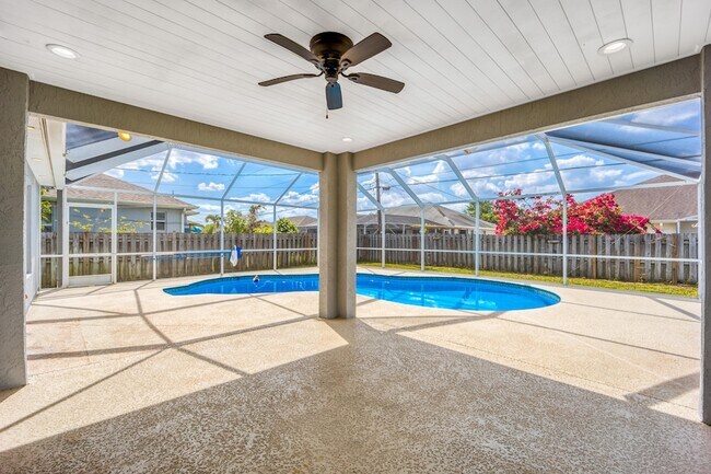 Foto del edificio - 2544 SW Deckard St