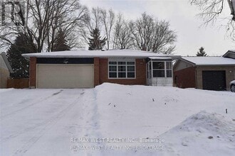 Building Photo - 323 Centre St Building Photo - 323 Centre St