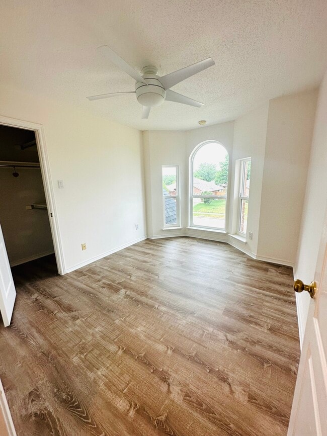 Building Photo - 4808 Nocona Dr