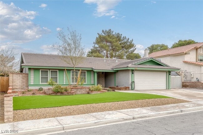 Building Photo - 2340 Richard Dr