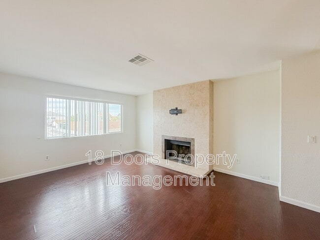 Foto del edificio - 4239 35th St