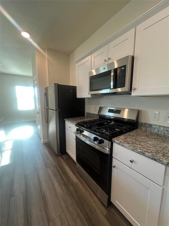 Building Photo - 107 Bridgeview Dr