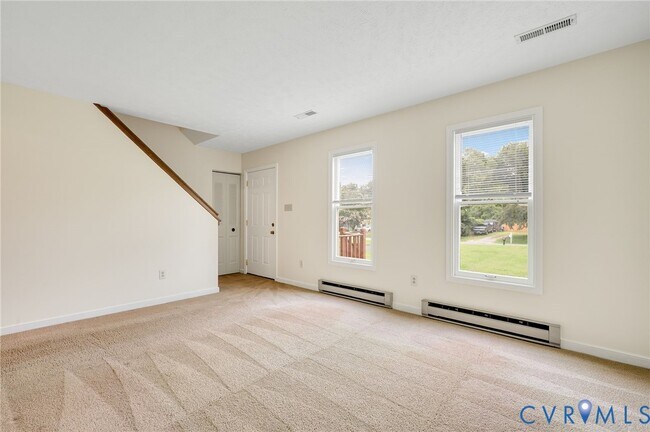 Foto del edificio - 7432 Shire Pkwy