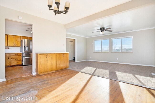 Building Photo - 4 br, 3 bath House - 645 Quebec St