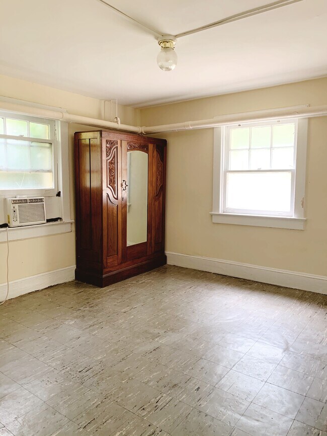 Bedroom - 3020 Porter St NW