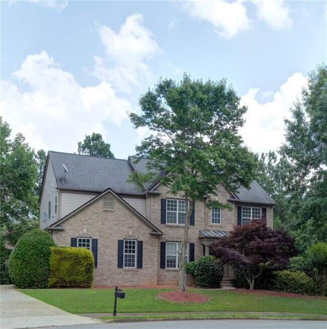 Foto del edificio - 585 Midhurst Pl