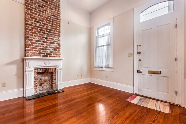 Living Room - 618 Mandeville St