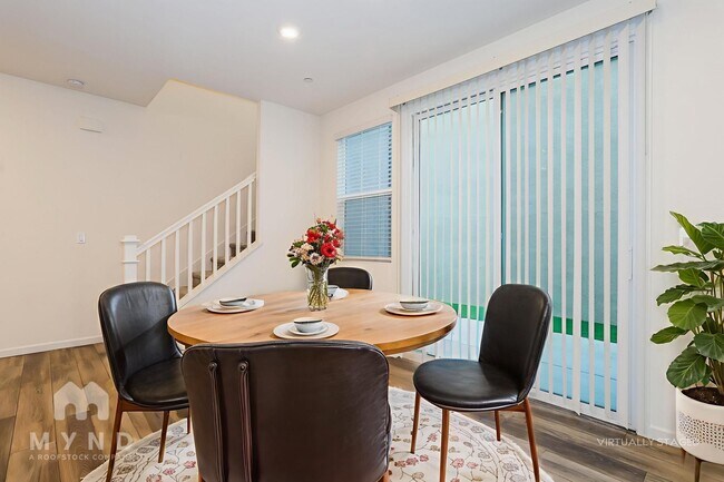 Foto del edificio - 7942 Pitcher St