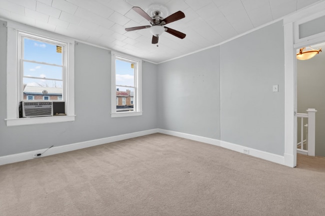 Building Photo - 3127 Lawnview Ave