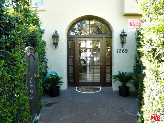 Primary Photo - 1269-1202 S Citrus Ave