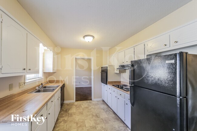 Foto del edificio - 6528 Baybrook Ln