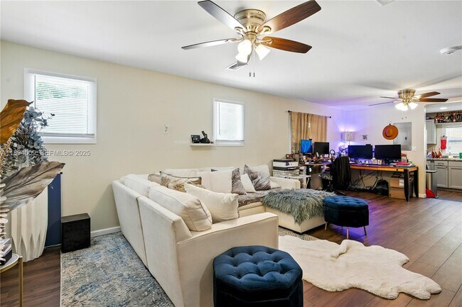 Foto del edificio - 702 50th St